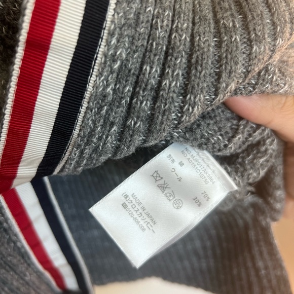 THOM BROWNE Gray 4-Bar Aran Cardigan - Picture 9 of 14